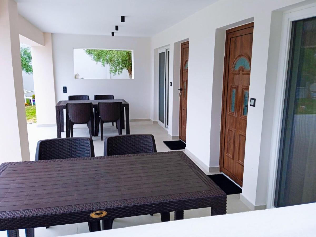 Q Luxury Rooms Paleros Экстерьер фото